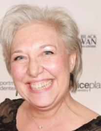 a picture of Jocelyn Harding